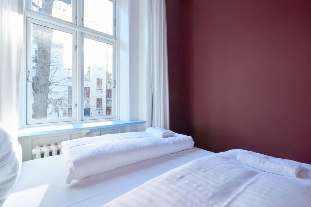 Moderen And Sleek 3Br With Bath By The Lakes And Metro Kopenhag Dış mekan fotoğraf