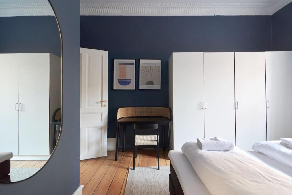 Moderen And Sleek 3Br With Bath By The Lakes And Metro Kopenhag Dış mekan fotoğraf